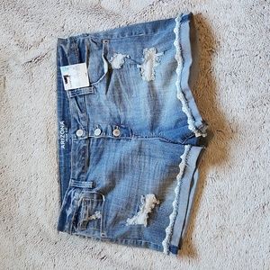 NWT Arizona shortie jean short size 18 1/2 plus blue distressed